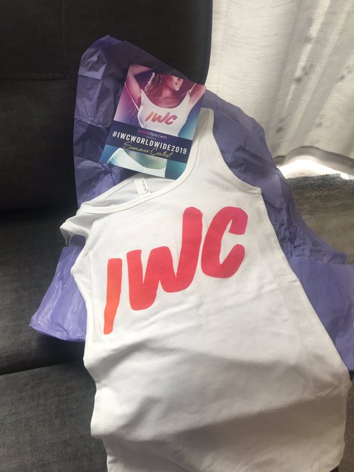 Look what I got in the mail!! #iwantclips https://t.co/Vf96KxQmdB<a href="/tag/iwantclips"class="tags">#iwantclips</a>