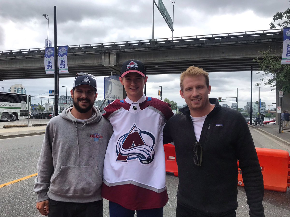 thehighbutton's tweet image. Friend of the show! Congrats Kid! 🏒🏔 #TheHighButton @mstienburg27