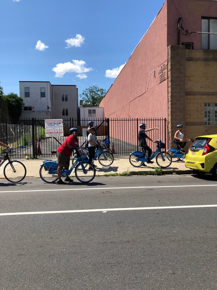 LadyStephRides's tweet photo. Mom Your Business took a spin with Indego! https://t.co/nR2skp16Vw