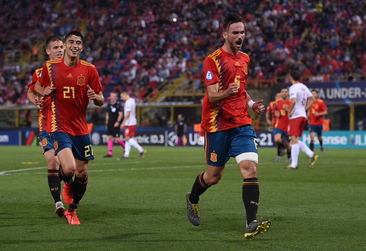 Fabián, celebrando su gol ante Polonia.