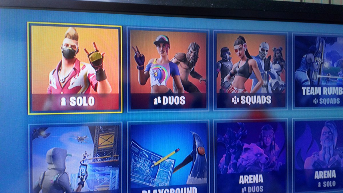 leinsterdaniel's tweet photo. Fortnite have leaked summer skins and then removed it🤔🤔 @ITalkFortnite #Fortnite https://t.co/CkAJ0pKdtR