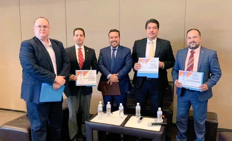 COPARMEXSON's tweet photo. El día de hoy nuestro Presidente @afdezdg participó en el Foro "Retos y Oportunidades de la nueva Reforma Laboral" junto con @CanacintraHmo @FEMARH @ASECHAC1 @anirac #SoyCoparmex #JusticiaLaboral https://t.co/65booQBdZP