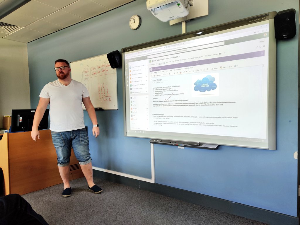 GirlGeekUpNorth's tweet image. Had a great day today at #EHComputing, just the thing to get be back in the mindset before returning to work next week!