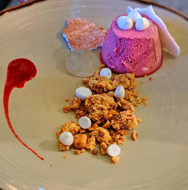revive_cooking's tweet photo. -
Cinnamon Meringue is one of my new favourite things… Oh, and Scottish Berry Bavarois, Gin & Tonic Jelly and Hazelnut Crumble!!...
-
-
-
#eatwell #eatfresh #eathealthy #dessert #nobles #eatlocal #scotland #edinburgh #leith #ReviveCooking #LifeIsLived https://t.co/tsx05tjXFH https://t.co/1SHXaqZAoE
