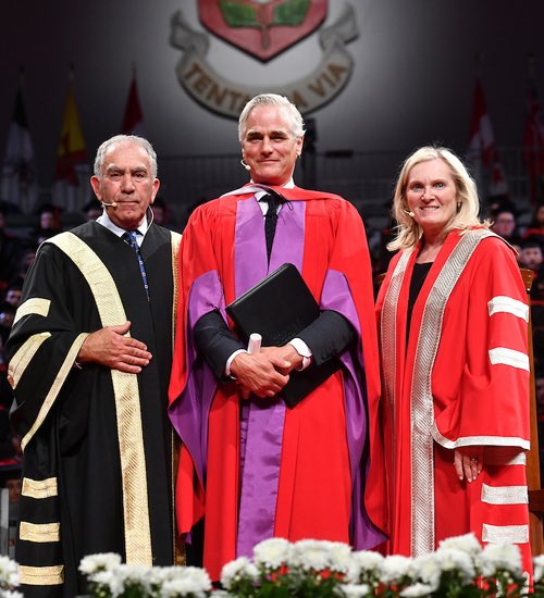 PaulGrossOrg's tweet photo. Paul was recently conferred as Honorary Doctor of Laws from York University.  Congratulations @PaulGross_  !

https://t.co/QBq38ZL3Iu https://t.co/f1a0RZ42ra