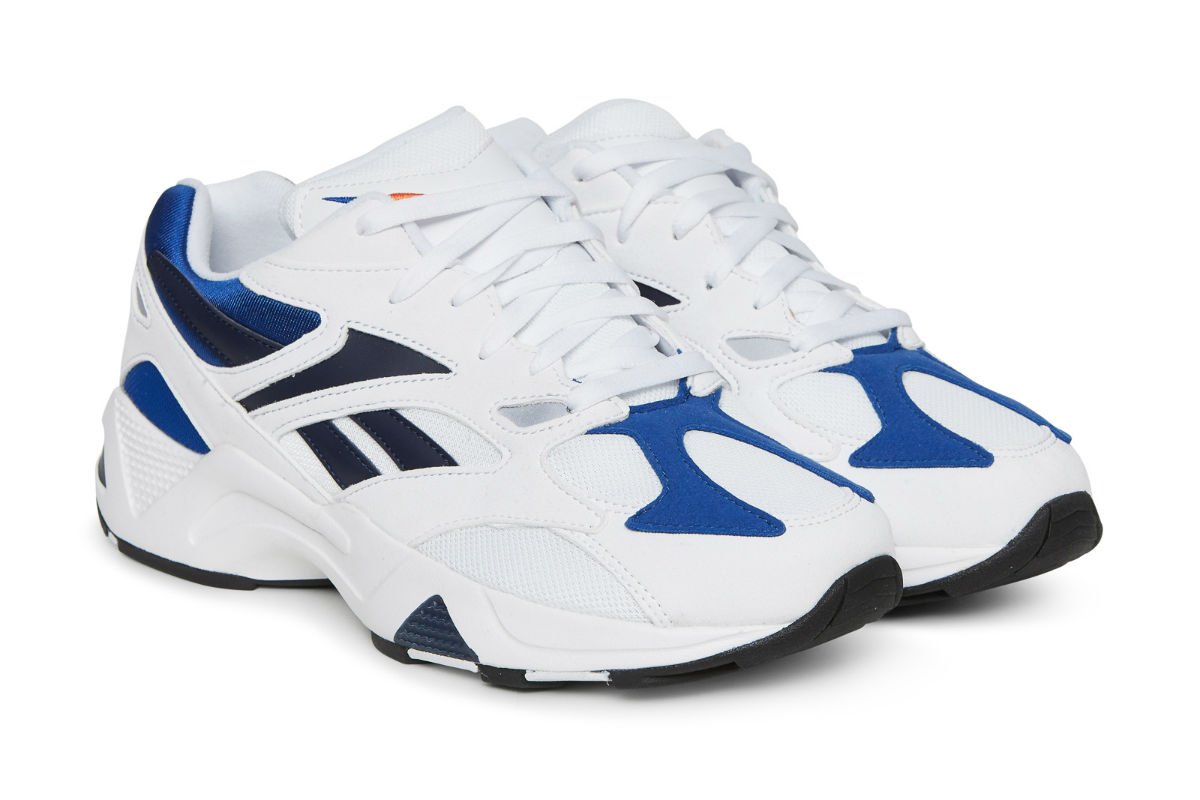 A Classic And Clean Color Scheme Lands on the @ReebokClassics Aztrek 96 
cultedge.com/reebok-aztrek-…
Pic: <a href="/slamjam/">Tbones</a>