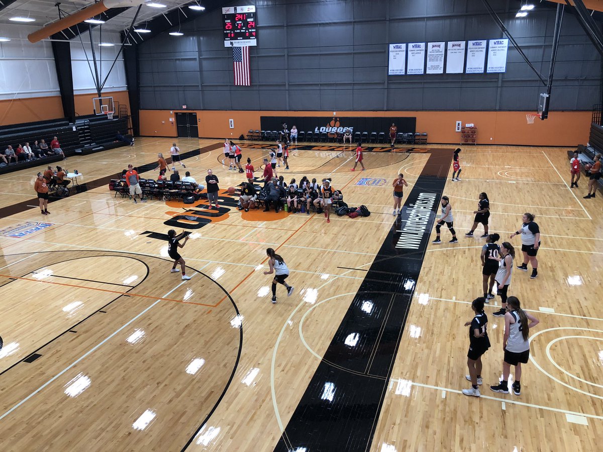 LourdesWBB's tweet photo. Thank you to Whitmer, Plymouth, Cardinal Stritch, Belleville, North Baltimore, Ecorse, and Sandusky high schools for playing in the team shootout! #teamshootout #basketball #team #ohio #michgan #lourdesuniversity https://t.co/pP4941cRyF