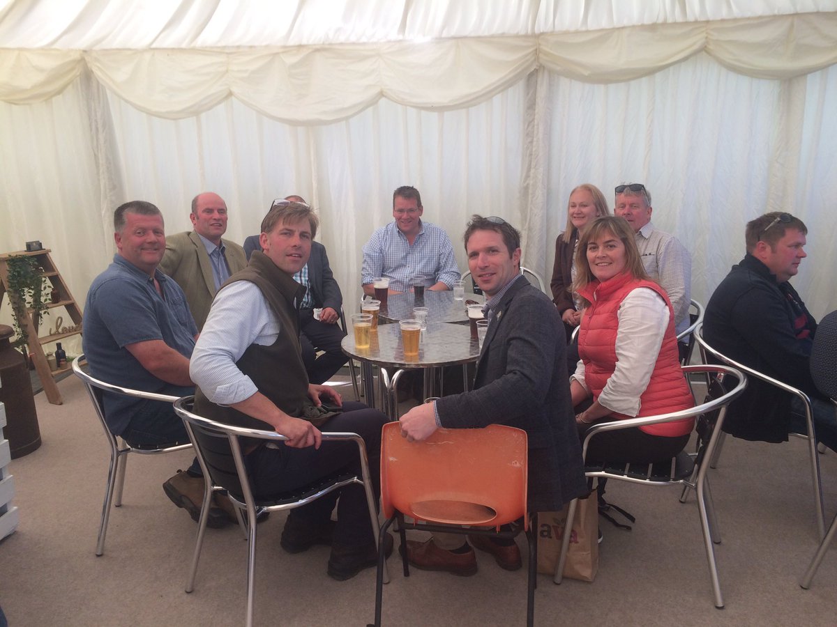 djagric's tweet photo. @FarmersCompany @WCFAlumni Great weekend catching up with #ACABM16 @ScotlandRHShow @TennentsLager https://t.co/yUyWTsuCHk