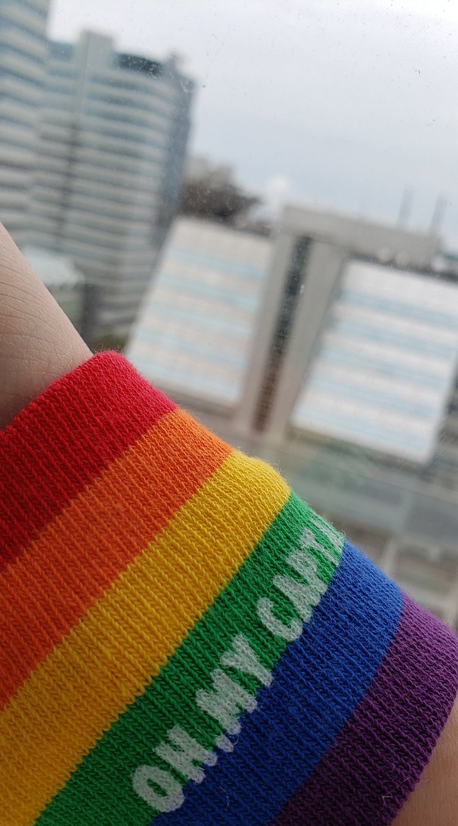 皆様おはようございます！とうとうプチ当日となりました。道中お気をつけてお越しください。ビッグサイトでお会いしましょう✨