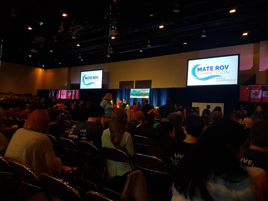 ODRobotics's tweet image. Closing ceremonies about to start!