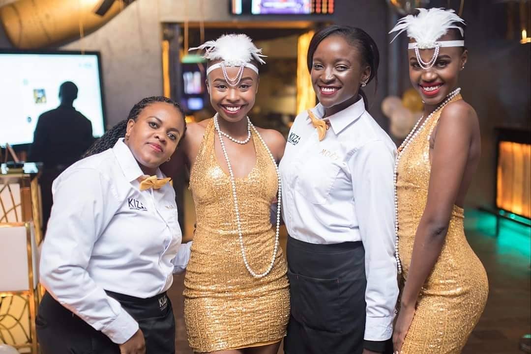 ExactExperient2's tweet photo. The night has just started and we're at your service!
Courtesy of @moetchandon
.
.
.
#MoetGrandDay
#MustbeMoet
#Moet&Chandon
#KizaLounge
#ExactExperiential https://t.co/8OeX9b3uiL