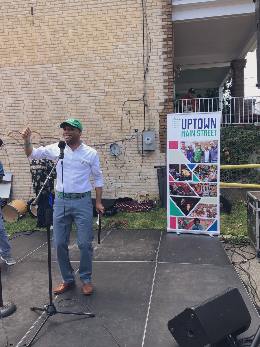 Gary_AtLarge's tweet photo. Great time with @CMBrandonTodd at The 6th Annual Kennedy Street Festival #Ward4Proud✅ #Ward4Fun🎊 #Ward4FamilyFunDay up next!!! https://t.co/ua5plAgkmN