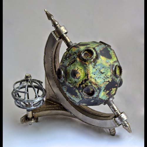 DMArtsFestival's tweet photo. #DMAF19 artist Matthew Naftzger strives to create from artifacts found and re-purposed; objects having their own evolution, including dead-ends, mistakes and miscalculations. The pieces may be functional in a Rube Goldberg-esque fashion… or purely dys-functional. #dsmusa https://t.co/uGDqgog2ND