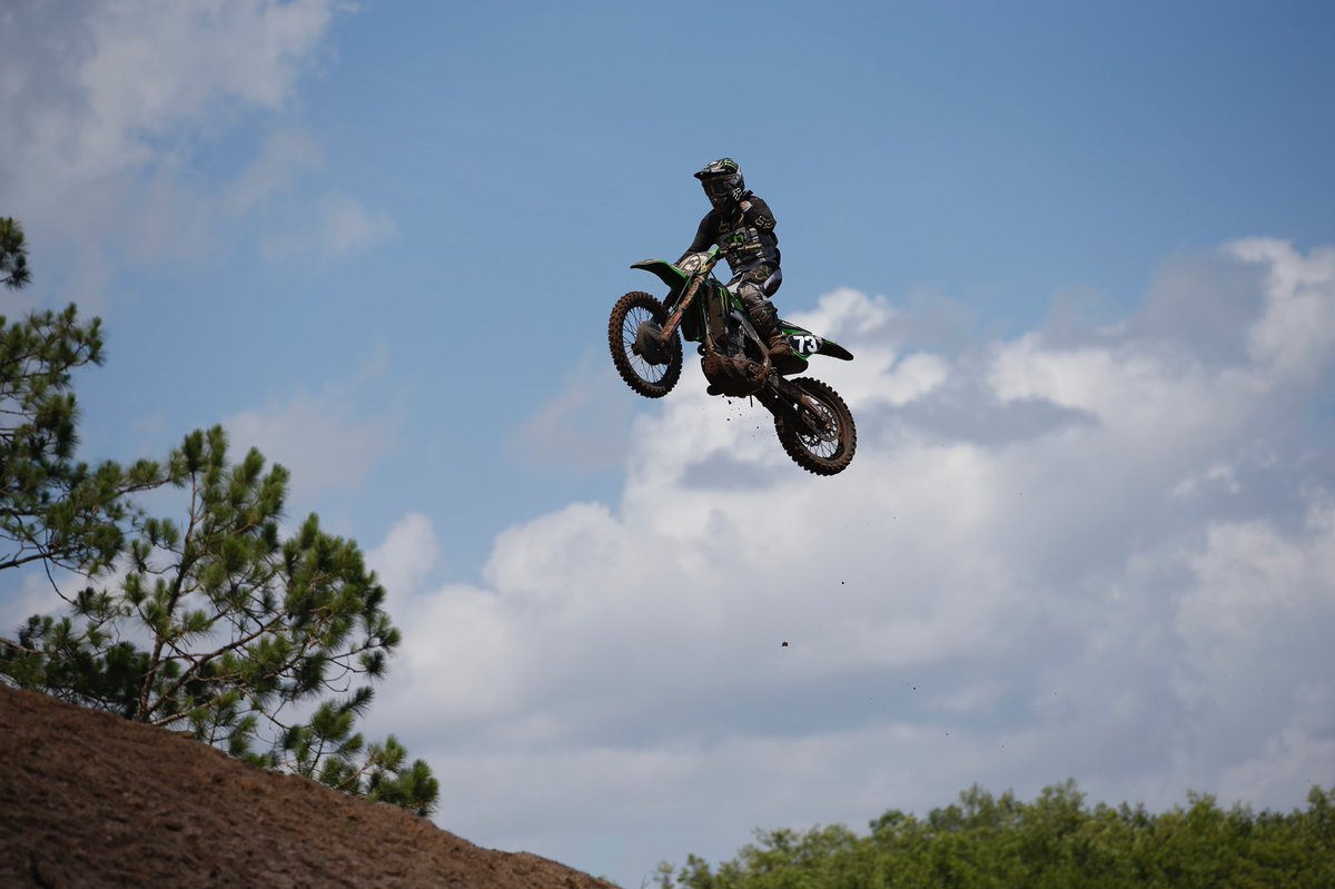 RaceKawasaki's tweet photo. In the 250 class, @AdamCianciarulo added another podium to his resume with a 3rd place overall finish (5-3), with teammate @martindavalos_ finishing 18th (18-17). 👍🏻 #RaceKX #ThisIsMoto #ProMotocross #RealRacing #TeamGreen #FloridaMX #Results https://t.co/4UmQg6xlm3