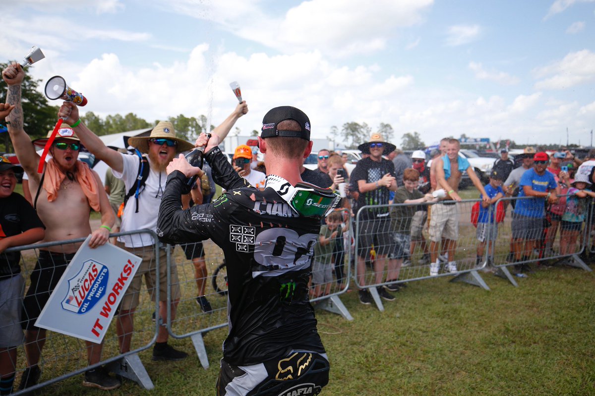 RaceKawasaki's tweet photo. In the 250 class, @AdamCianciarulo added another podium to his resume with a 3rd place overall finish (5-3), with teammate @martindavalos_ finishing 18th (18-17). 👍🏻 #RaceKX #ThisIsMoto #ProMotocross #RealRacing #TeamGreen #FloridaMX #Results https://t.co/4UmQg6xlm3