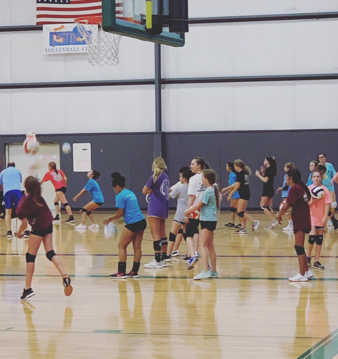 InstinctVBC's tweet image. We are having a lot of fun at our clinics, make sure you know more about at instinctvbc.com
 Tomorrow:
June 23 from 5:00 to 6:30 meet the coaches clinic. @instinctvbc #instinctfamily #instinctnewera #instinctstrong #dentonvolleyball #argylevolleyball