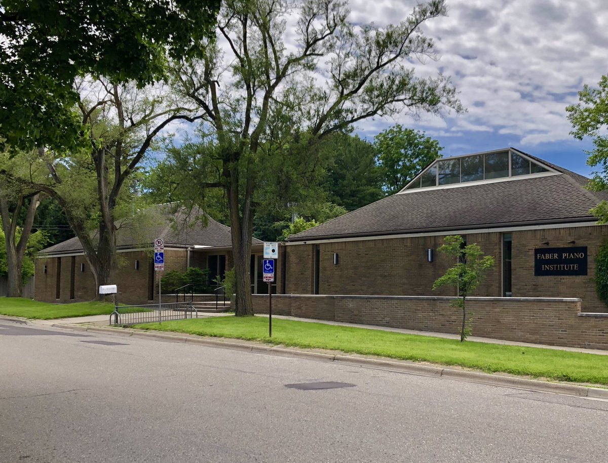 David Osler, Nellie Loving Branch Library (1965) /// This was one of the original satellite branches of the Ann Arbor District Library, built starting in the 1960s as development spread outward from the urban core to formerly rural areas of the city.