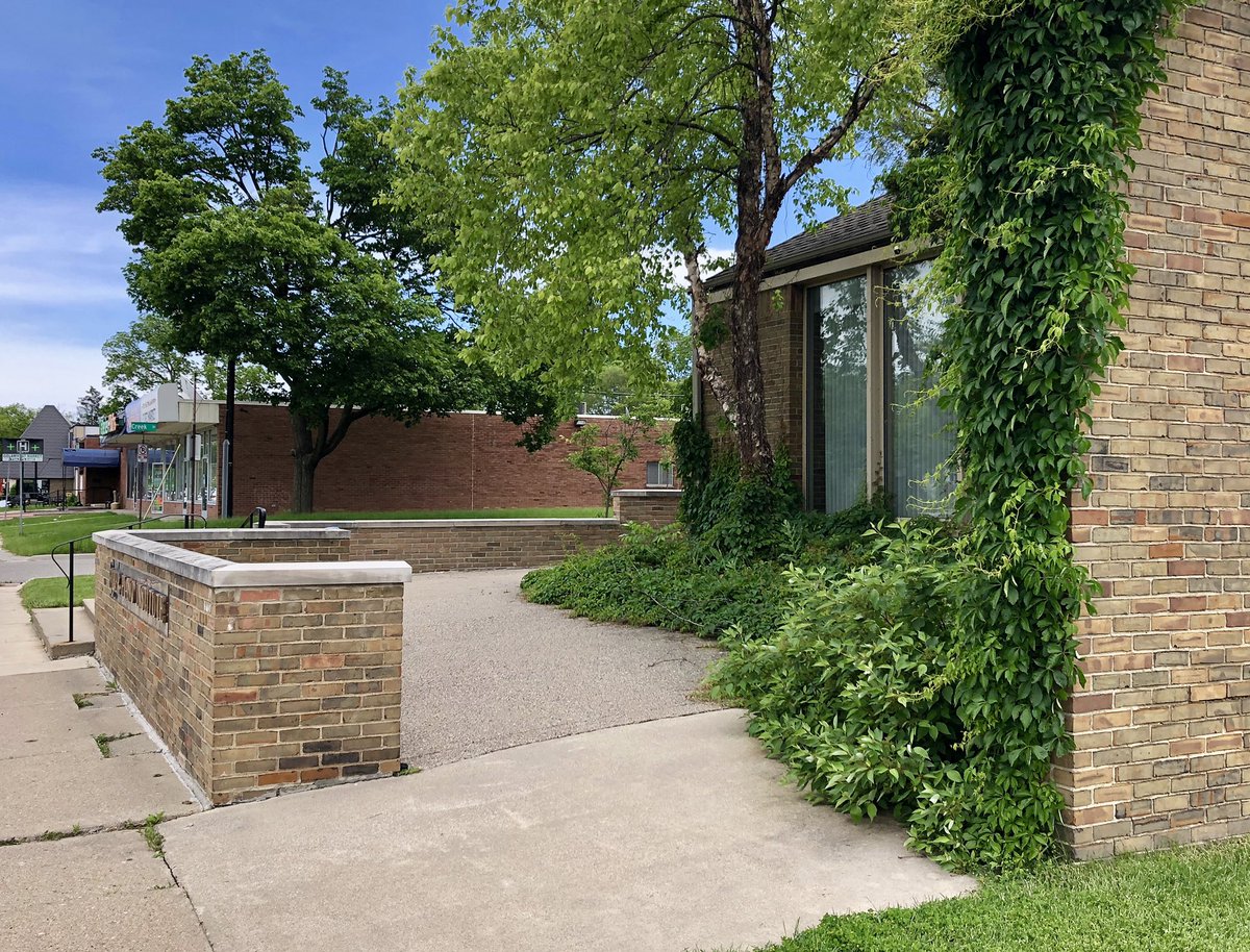 David Osler, Nellie Loving Branch Library (1965) /// This was one of the original satellite branches of the Ann Arbor District Library, built starting in the 1960s as development spread outward from the urban core to formerly rural areas of the city.