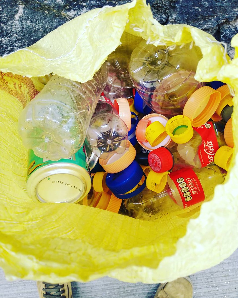 BikeRecyclingMX's tweet photo. Todo un éxito nuestra participación en el @up_relay en los alrededores de Tlalpan.😎🌎♻️ ¡Recolectamos PET y latas de aluminio!🚲♻️
¡Aún hay mucho por hacer! 💪♻️ #GlobalCleanupRelay #mexico #tlalpan #cdmx #clean #zerowaste #relay #challenge #nowaste #eco #recycling https://t.co/pdHNH9WKZ4