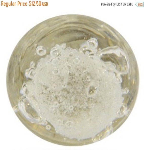 ECKandD's tweet image. On Sale SET OF 2 Bubble Glass Knobs Crystal Clear Glass Knobs Cabinet Knobs Dresser Drawer Pulls Closet Door Knobs Round Vanity Knobs for Fu tuppu.net/dd4d0f49 #chichimama05 #Etsy #CupboardKnobs