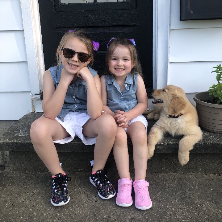 MarilynYingst's tweet photo. My Girls and their new golden retriever! #Heissmiling #Love https://t.co/2N8PRpWSyX