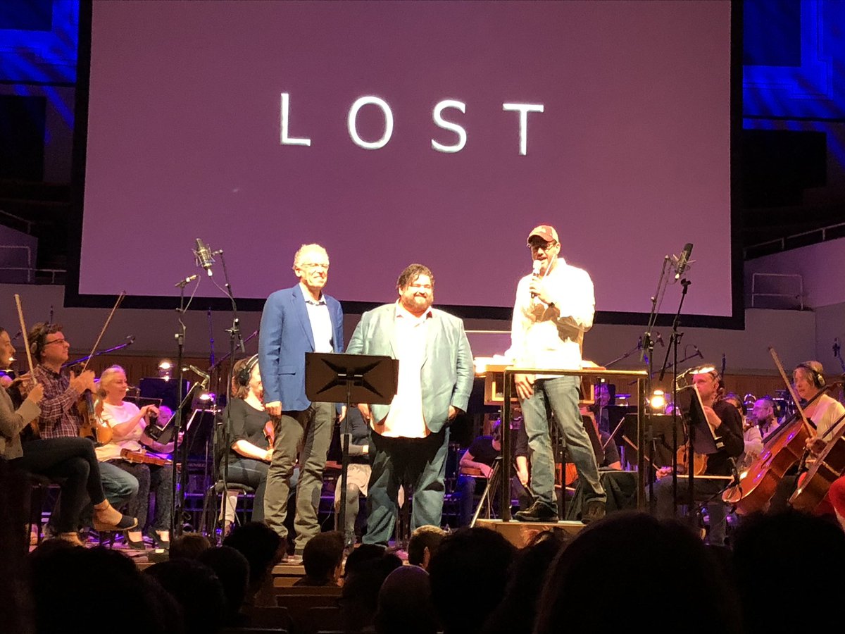 Nintendoubt815's tweet photo. Fucking legends. I love them. #LostConcert #WeHaveToGoBack https://t.co/epDkaqah9K