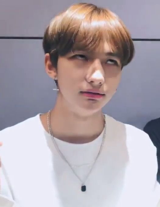 Someone: makeupmu ketebelan
Me: