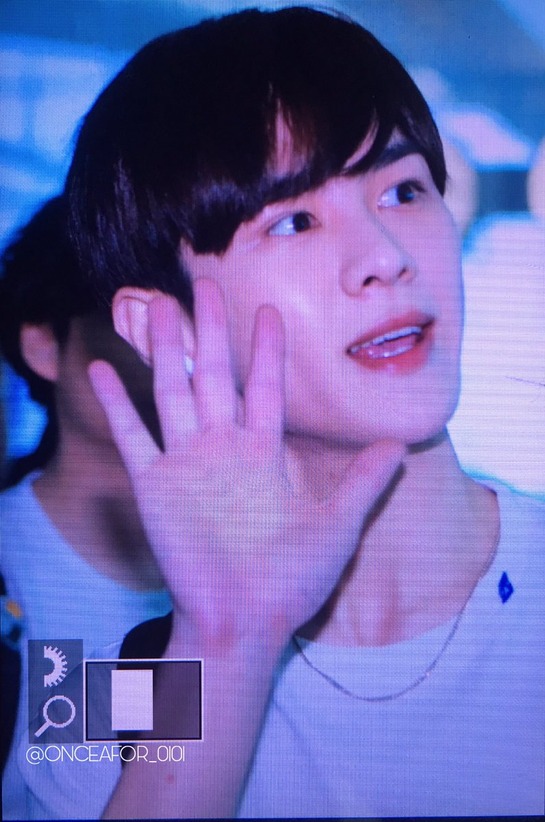 onceafor_0101's tweet photo. 190623
#쿤 #KUN #钱锟 #NCT #WayV https://t.co/BTELWyJLhy