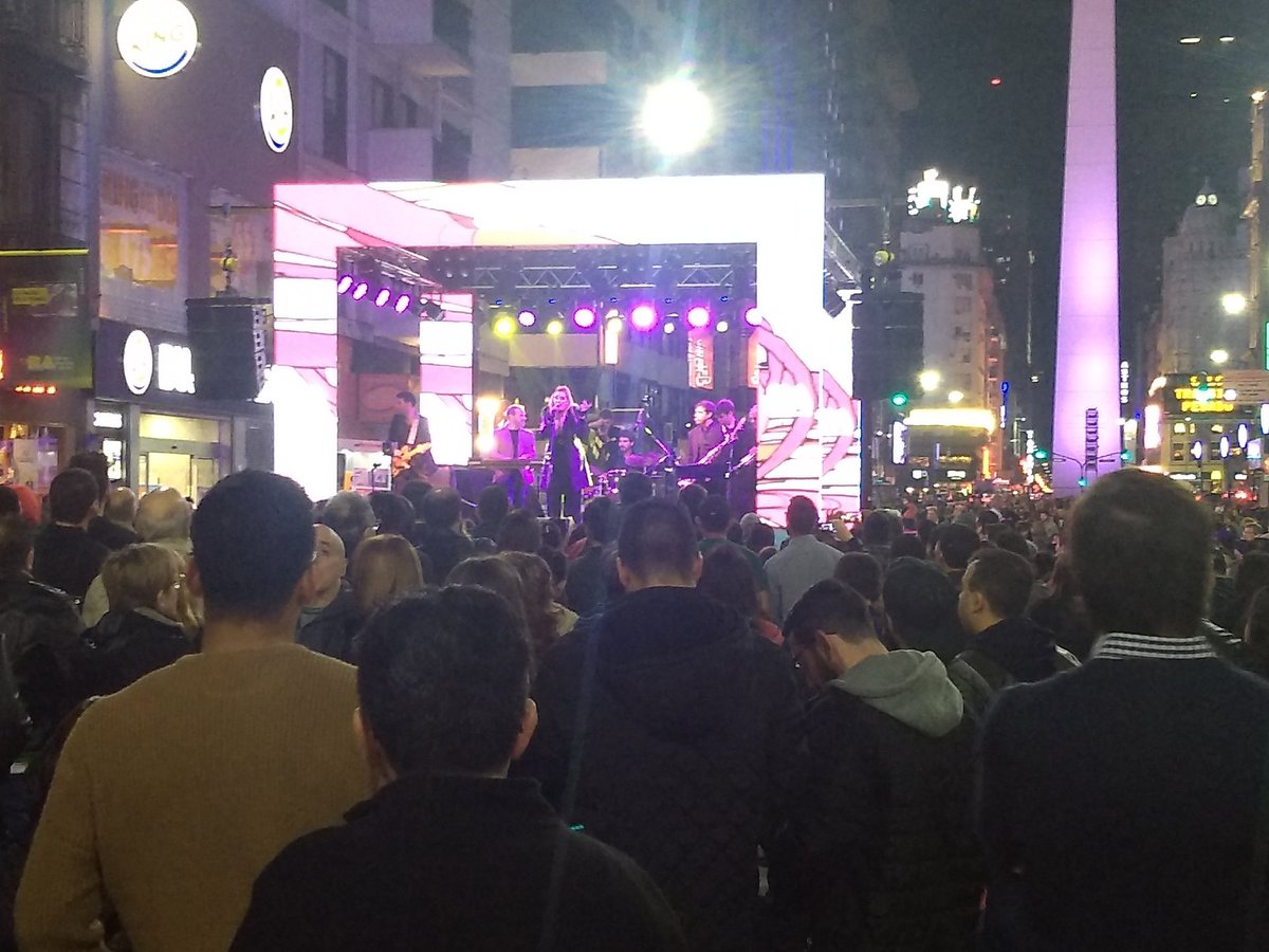 Richi_Star_'s tweet photo. #solfeige en #lanochedelamusica https://t.co/F3hZy3t0ax