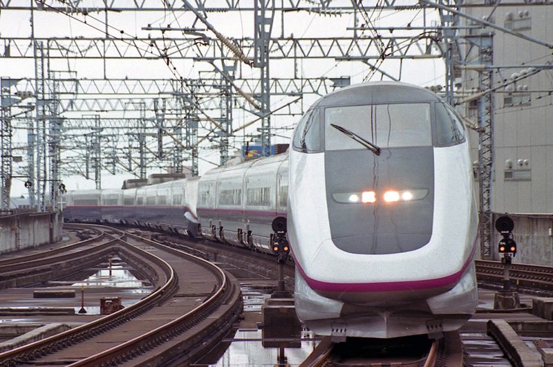 Japan Gt E Ar Twitter R4編成を先頭に入ってきた やまびこ こまち13号 まだ8 6の14両編成だった頃の姿です 10 6になったのはこの半年後でした T Co Vyxkbx00py Twitter