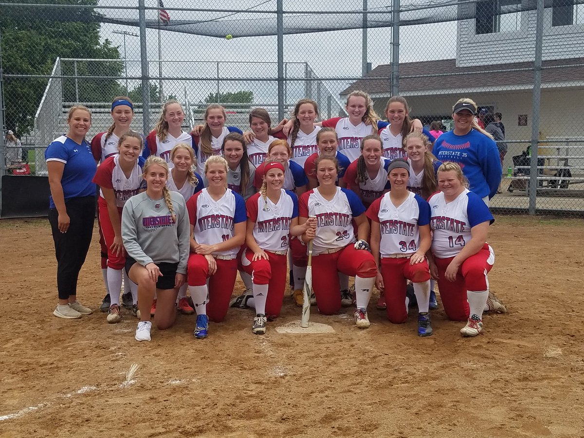 I-35 Softball tweet media