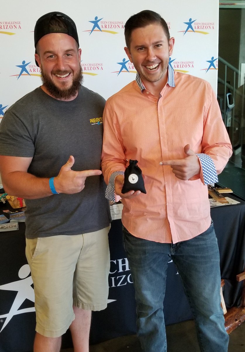 CoffeeandCause's tweet photo. Did you get your sampler? Visit us at our booth between sections 106 and 107 at the #gcu #arena for #elevateaz tonight. #jeremycamp #air1radio #phx #music #concerts #philwickham #hollyn #micahtyler #micahtylermusic #austinfrench #klove #elevatemusicfestival #elevateaz2019 https://t.co/QPS6bFfoW4