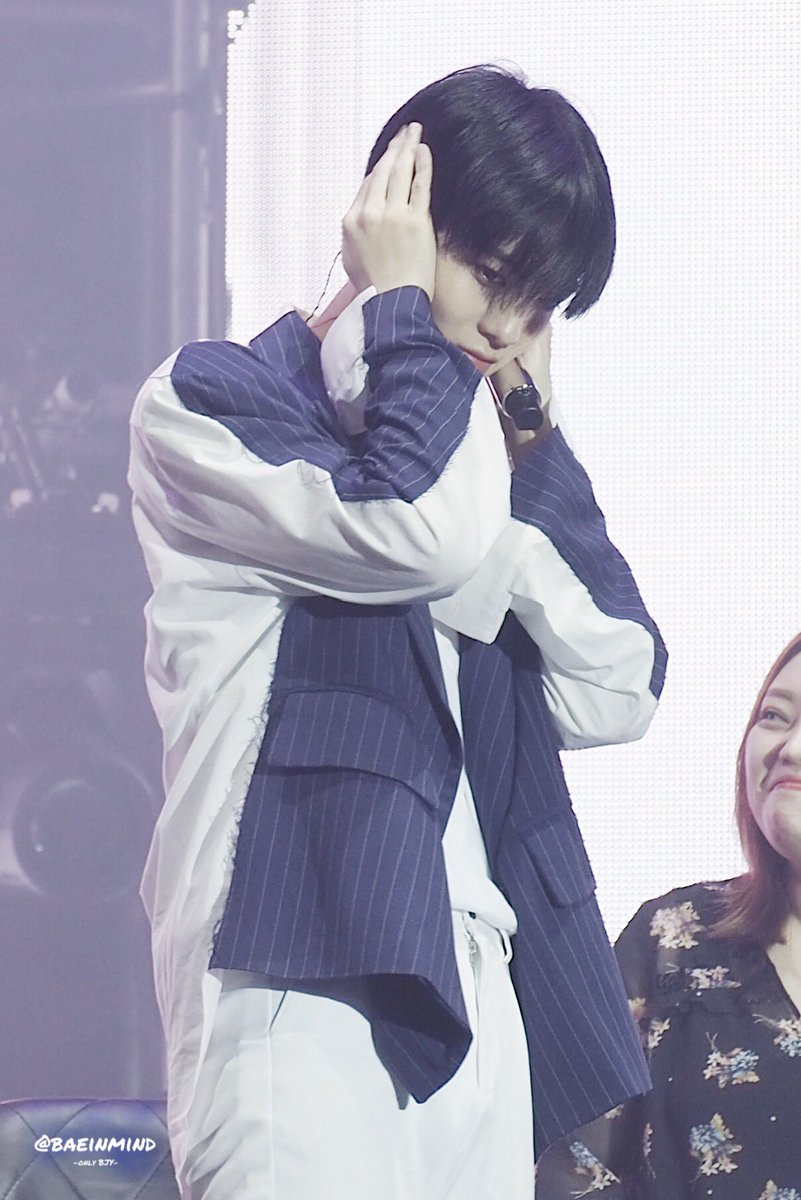 baeinmind's tweet photo. 22062019 
BAE JINYOUNG FanMeeting 
Im Young in HK🐺
싫어~~~

#Baejinyoung #배진영 #BaeJinYoungIMYOUNGinHK https://t.co/PbHo6Iljl4