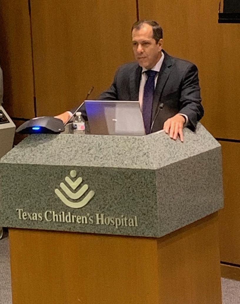 Honored to have @POSNA_org President Elect Mike Vitale from @OrthoColumbia as our Visiting Professor @TexasChildrens yesterday. Dr. Vitale gave an insightful lecture on #SpineSafety with recommendations on how to reduce complications and enhance safety in Scoliosis Surgery.
