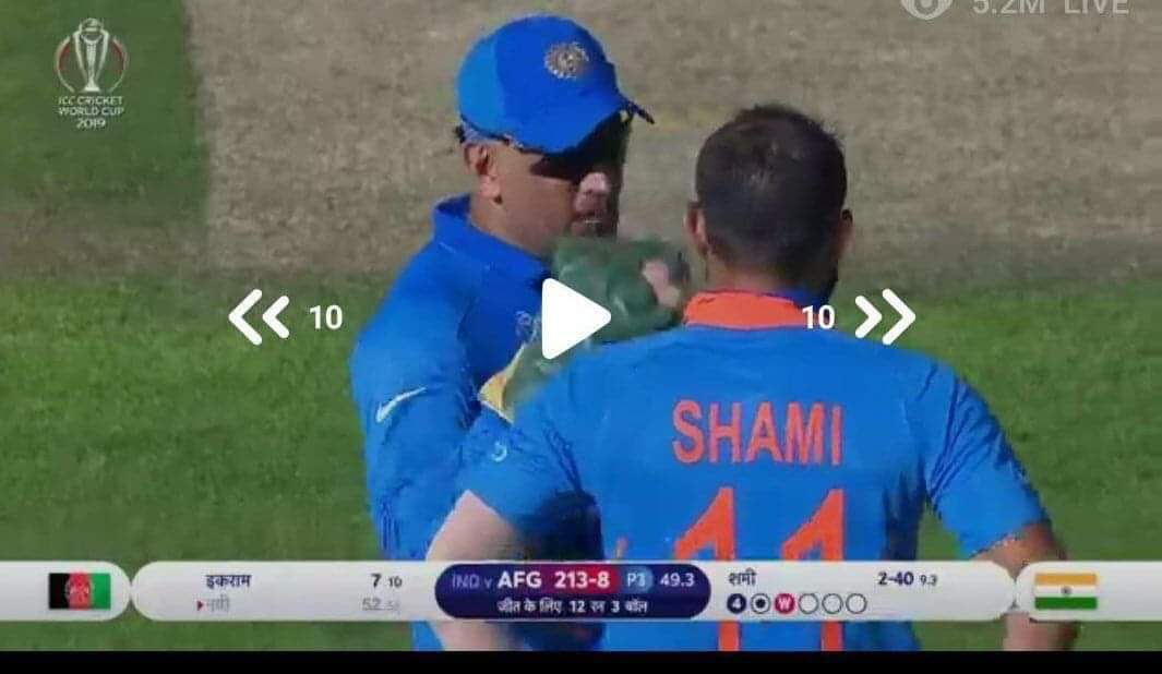 subhashbhash's tweet photo. Congrats @MdShami11. The reason behind nabi's wicket was #Dhoni's tips. #AFGvIND #CWC2019 https://t.co/7HTakkULne