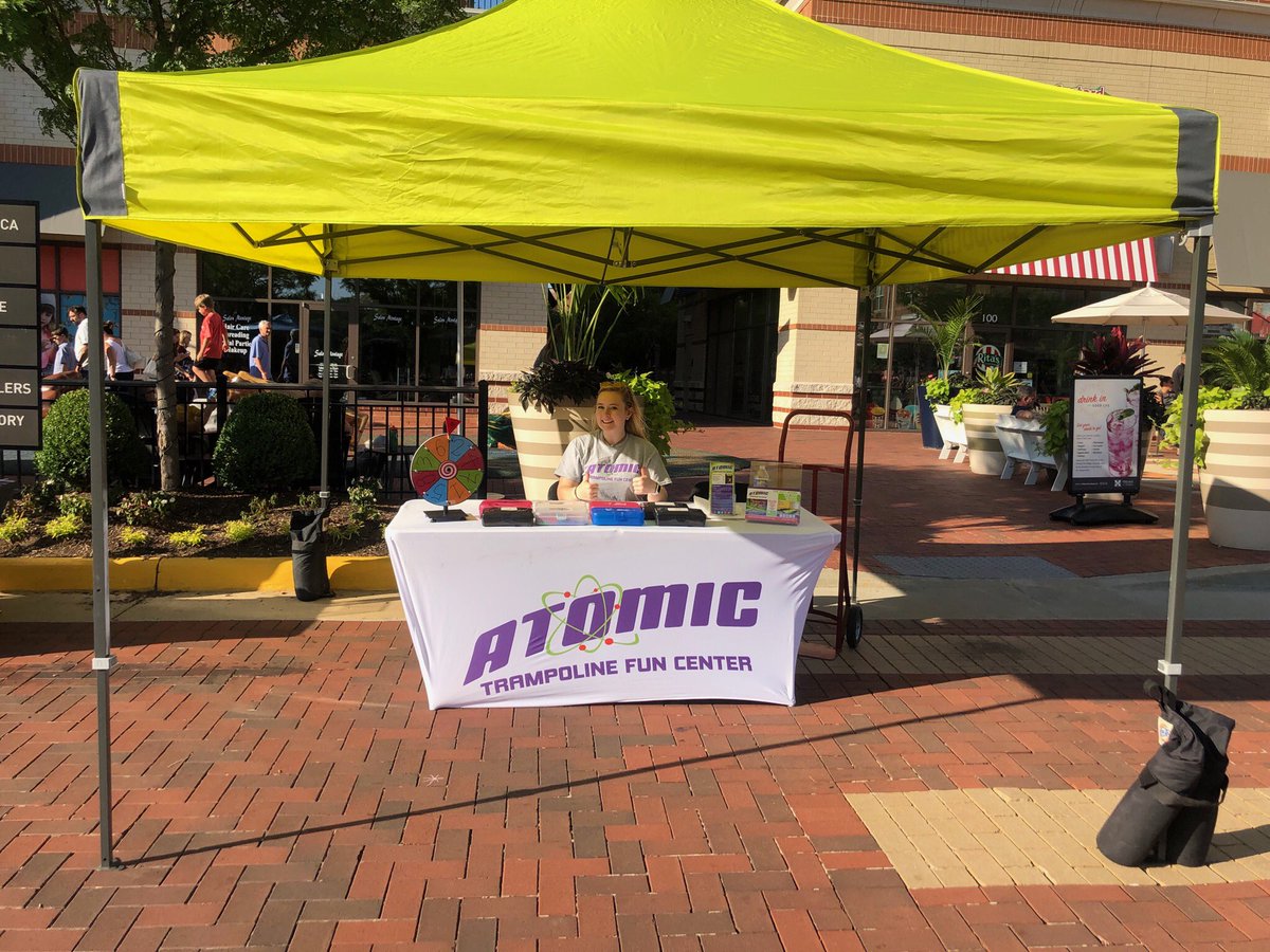 AtomicTrmpoline's tweet image. #ThankYou to everyone who stopped by the Atomic Trampoline Park table at the #PlazaParty!  We hope to see you next Saturday!  #atomictrampoline #villageatleesburg @VillatLeesburg