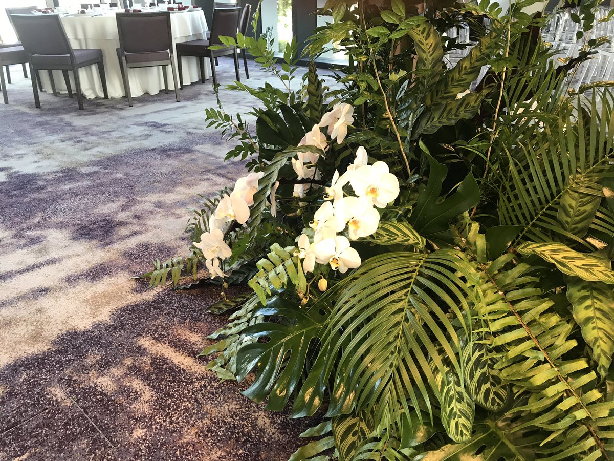 #encoreweddings starting soon