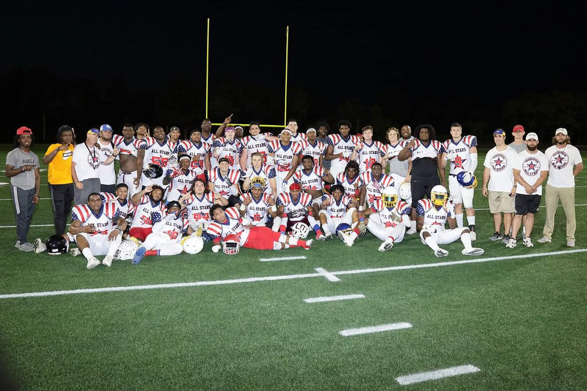 SportsPicsOhio's tweet photo. All Star Champs

@CoachJumbo72 @solisbravesfb  @ThisWeekDave @ThisWeekFrank @ThisWeekHennen @ThisWeekSports @UlreyThisWeek. @brad_burchfield @TheCOHSS @gveil12 @DufferJack @jk_duff @HBHSathletics @BradleyJaguarFB https://t.co/HEOF13wQFQ
