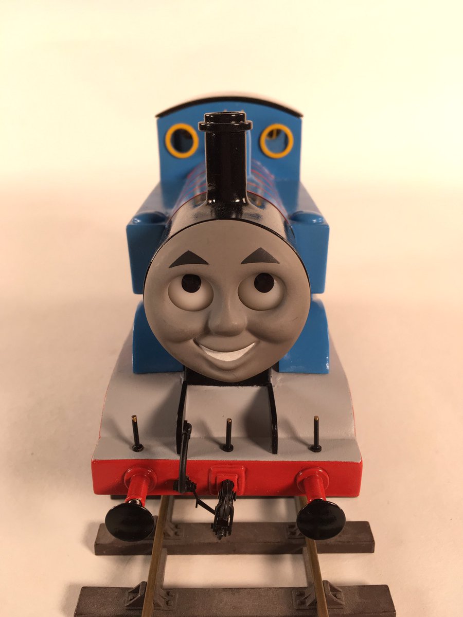 TomsProps tweet media