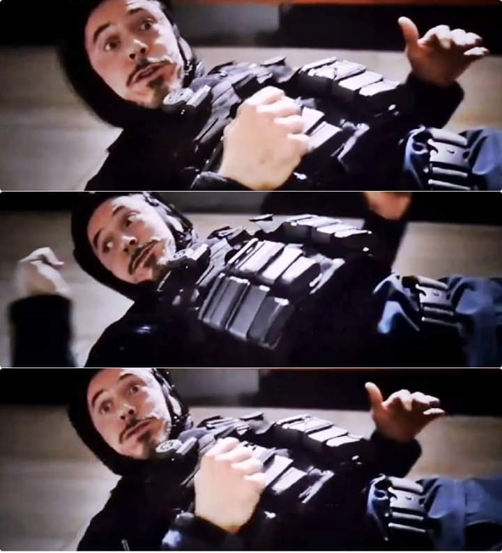 The look on RDJ's face.. Oh. God. :)

My #TeenChoice for #ChoiceActionMovieActor is <a href="/RobertDowneyJr/">Robert Downey Jr</a>