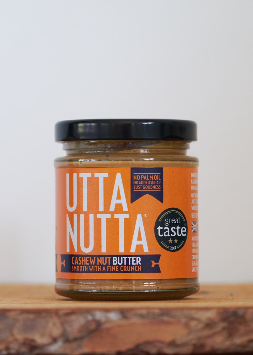 uttanutta's tweet image. All of our nut butters are available from our website for next day delivery 🚚All hand made by one person with the best ingredients + a whole lot of 🧡 #shopindependent  #handmade #smallbusiness #vegan #peanutbutter #cashewnutbutter #healthyfood #fitfam #eatwellbewell #breakfast