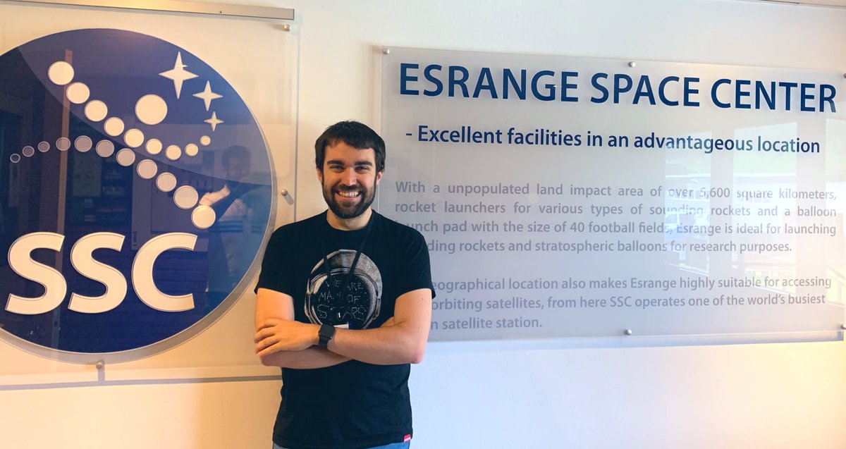 gomobel's tweet photo. Decidme que he elegido la mejor camiseta para venir a la base espacial π de la @SSCspace en Esrange πΈπͺ cc @PamplingNews @rutaciencia_tv #madeofstars #maser14 @esa_es @GrapheneCA https://t.co/1qmyrriQlT