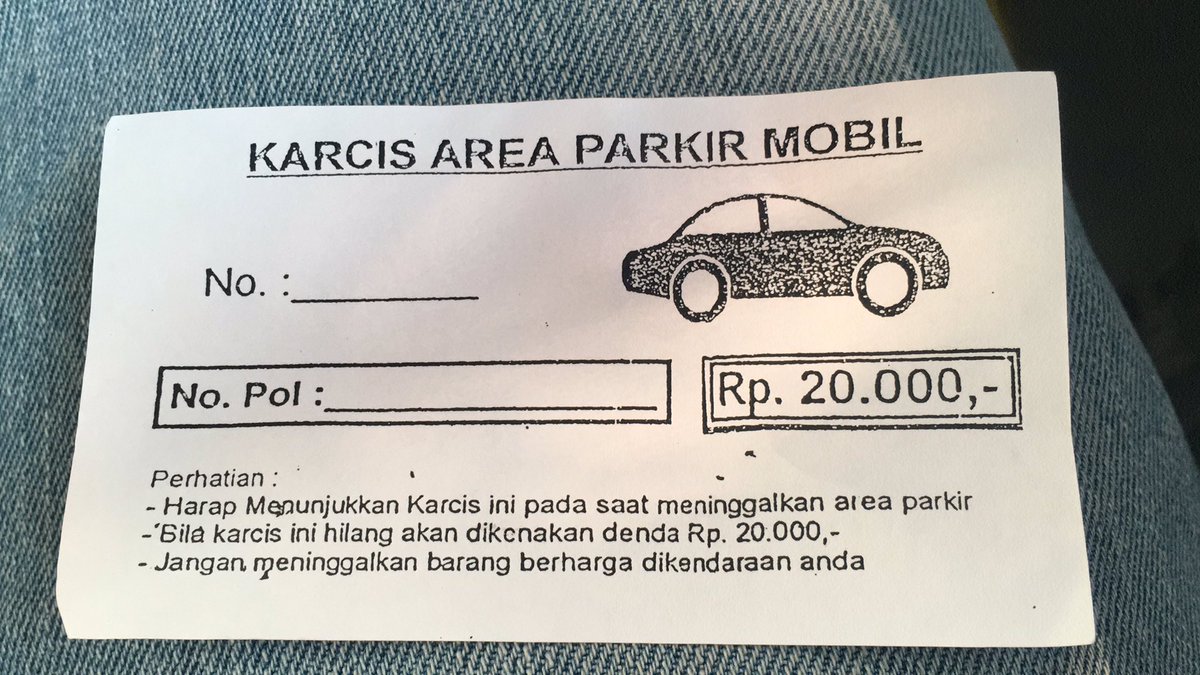Apa bener parkir di pinggir jalan depan Thamrin City sekali parkir 20K. Katanya khusus klo hari minggu <a href="/DKIJakarta/">Pemprov DKI Jakarta</a> @DishubDKI_JKT 
Klo gak bener mohon ditertibkan