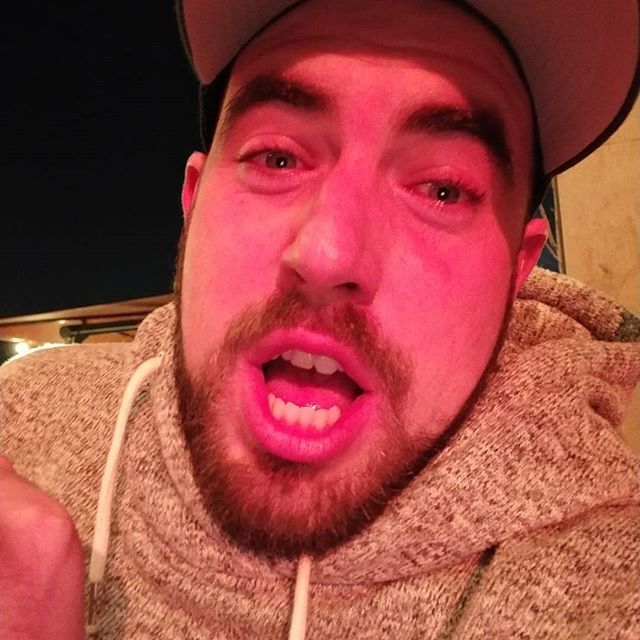 RonJonTony's tweet image. "I'm a bain, what's the worst a chilli can do to me?" #spicey #hotones #redman #machinenotman bit.ly/31SjtYq