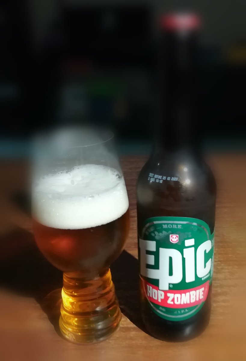 JackAtuKiwi's tweet photo. Another Sunday splitting wood for firewood.
Satisfying work demands a satisfying beer.
#hopzombie https://t.co/HtG7ByZllw