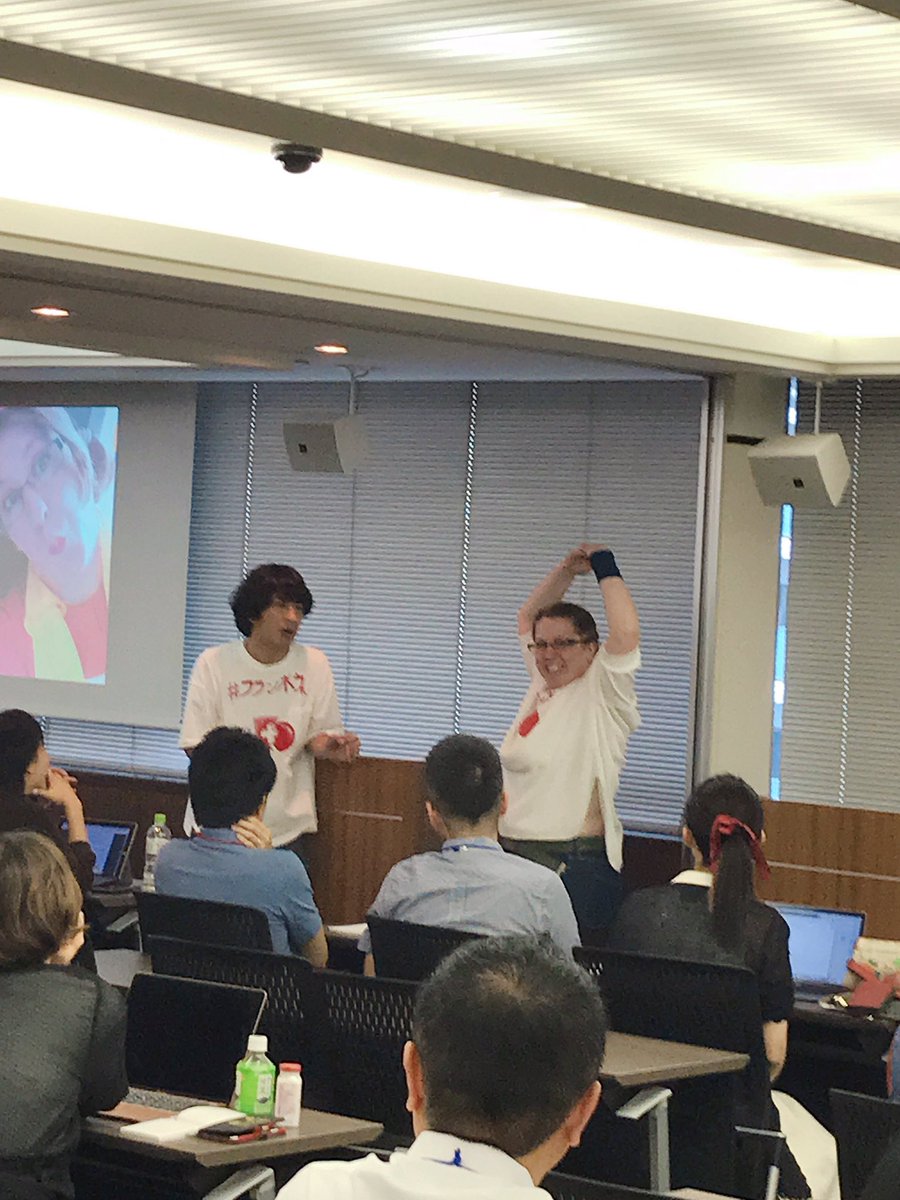 yy_contest's tweet photo. YYコンテスト2019
吉本興業様からサプライズゲストとして
ソーシャルコメディアンの「フランポネ」さんが
駆け付けてくれました!
#yycontest #ソーシャルビジネス #ユヌスソーシャルビジネス #フランポネ https://t.co/R8FXILSGiw