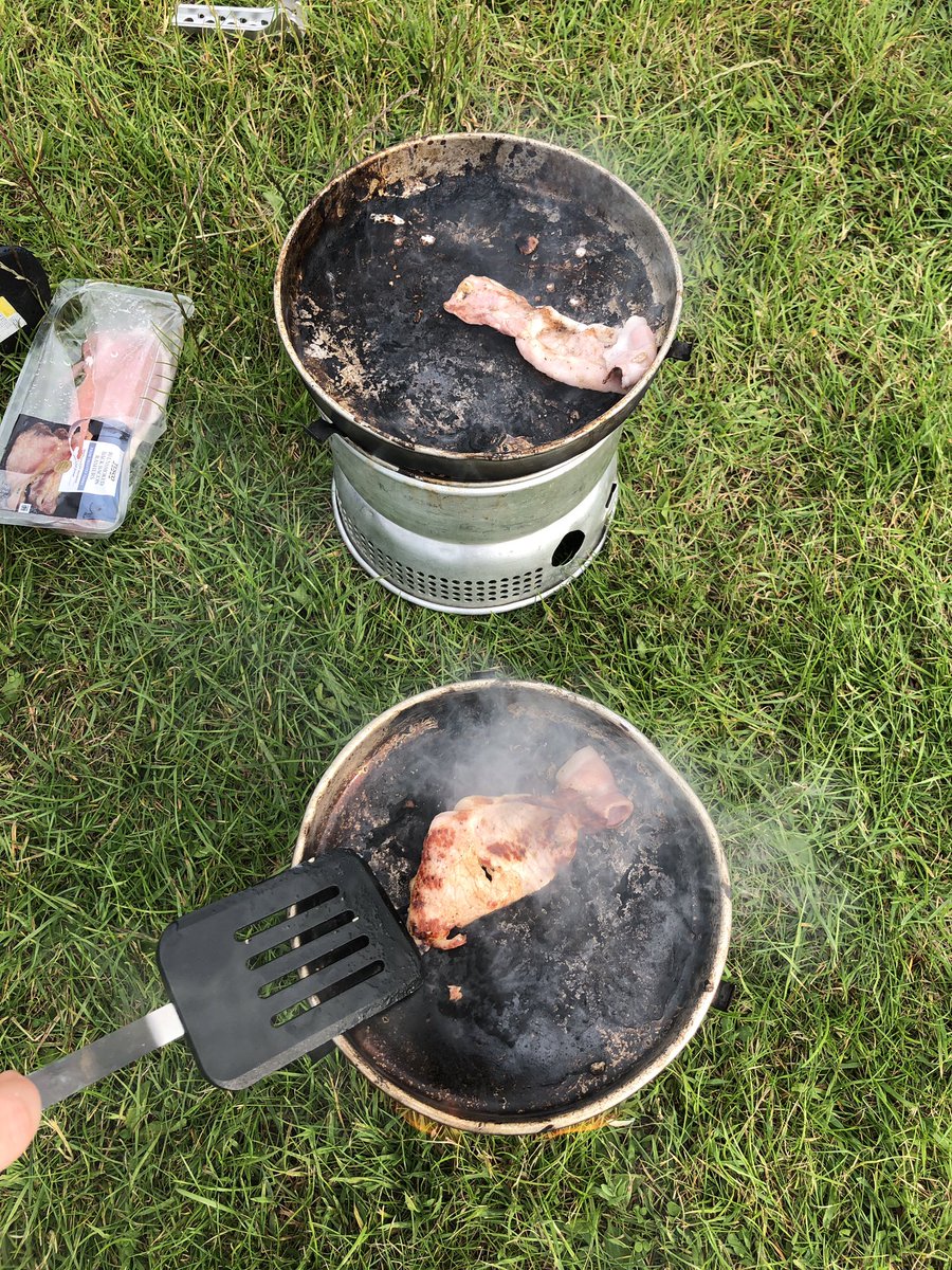 HistoryPRS's tweet image. Bacon for breakfast. Those trangias will be fun to clean... @PRSdofe