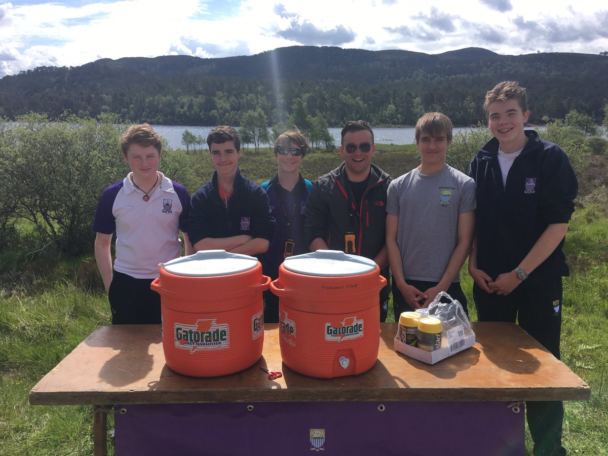 Stevemcookie's tweet photo. A successful day helping at the Highland Cross 50 mile duathlon in Glen Affric with the ⁦@gordonstoun⁩ Outdoor Leadership Service. https://t.co/AaEruvdZ8g