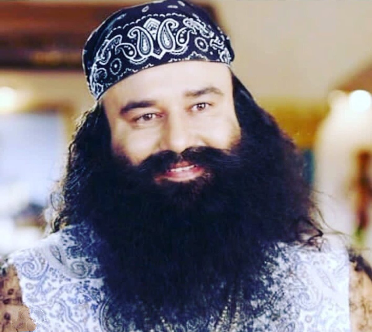 MSGkiBeti447206's tweet photo. #MissUMSG
@Gurmeetramrahim
💞 कैसे कहूँ कि 
 इस दिल💝 के लिए 
    कितने खास हो तुम💞
 फासले तो कदमों 🚶‍♀के हैं
    पर, हर वक्त दिल के पास हो तुम💞 https://t.co/zLJE9R7YPs