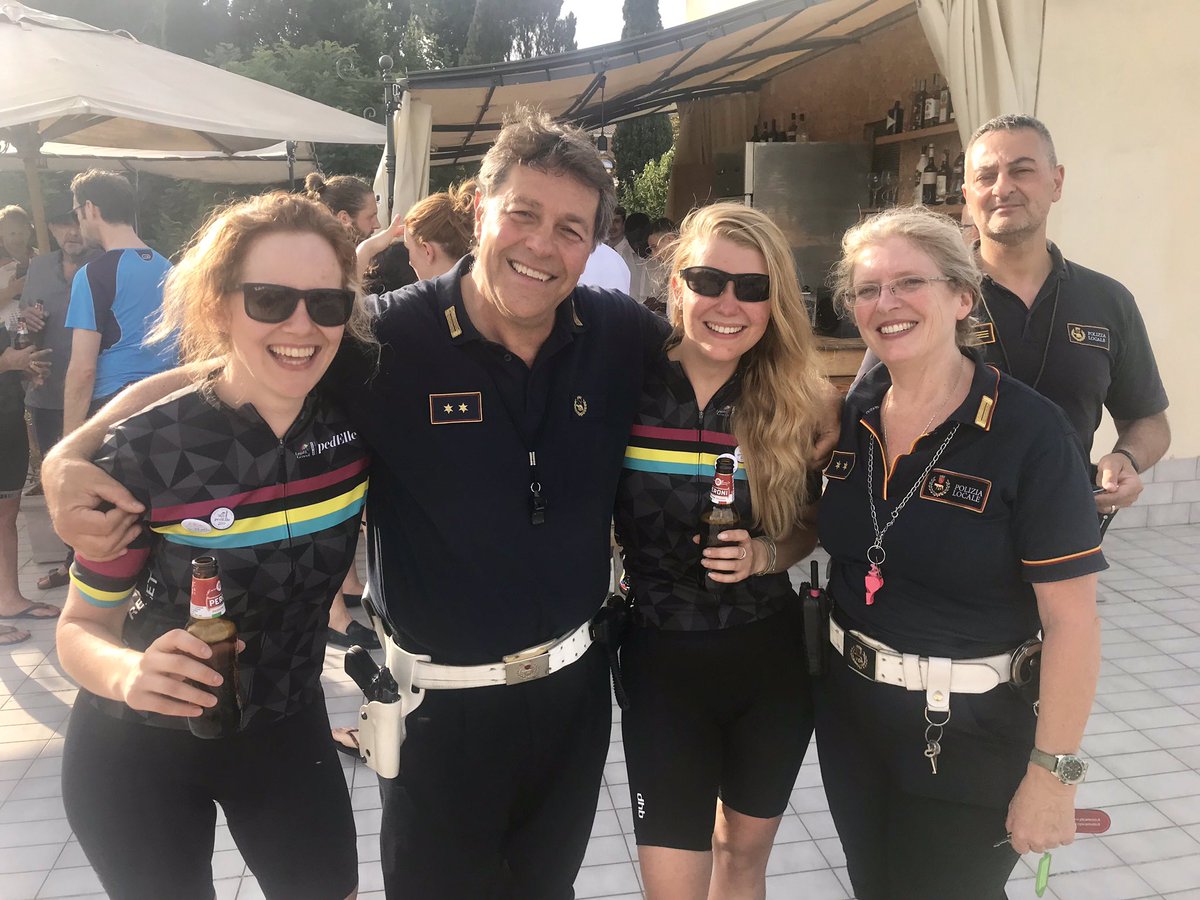 Amy Roberts tweet media